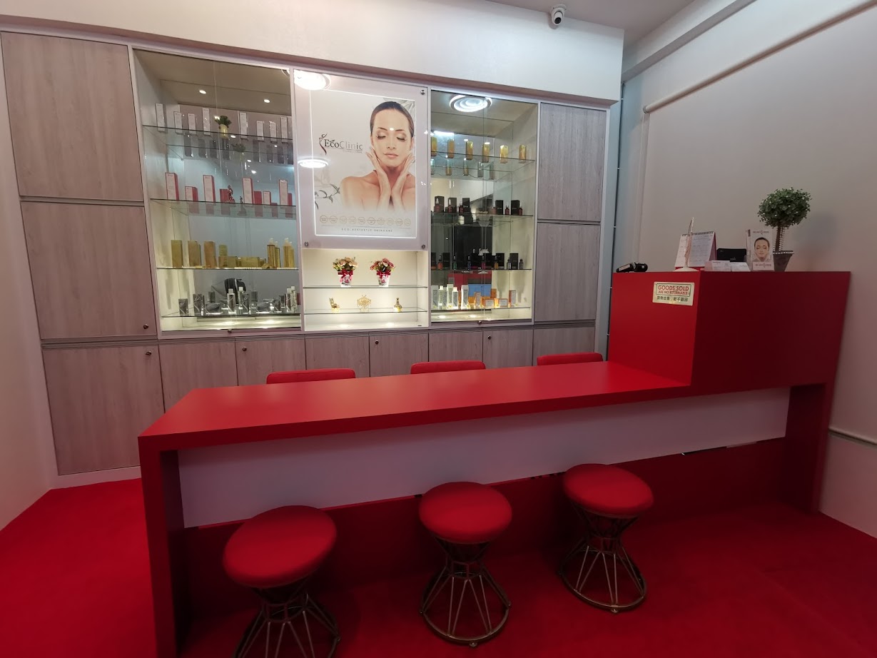 Front desk welcome at FBS