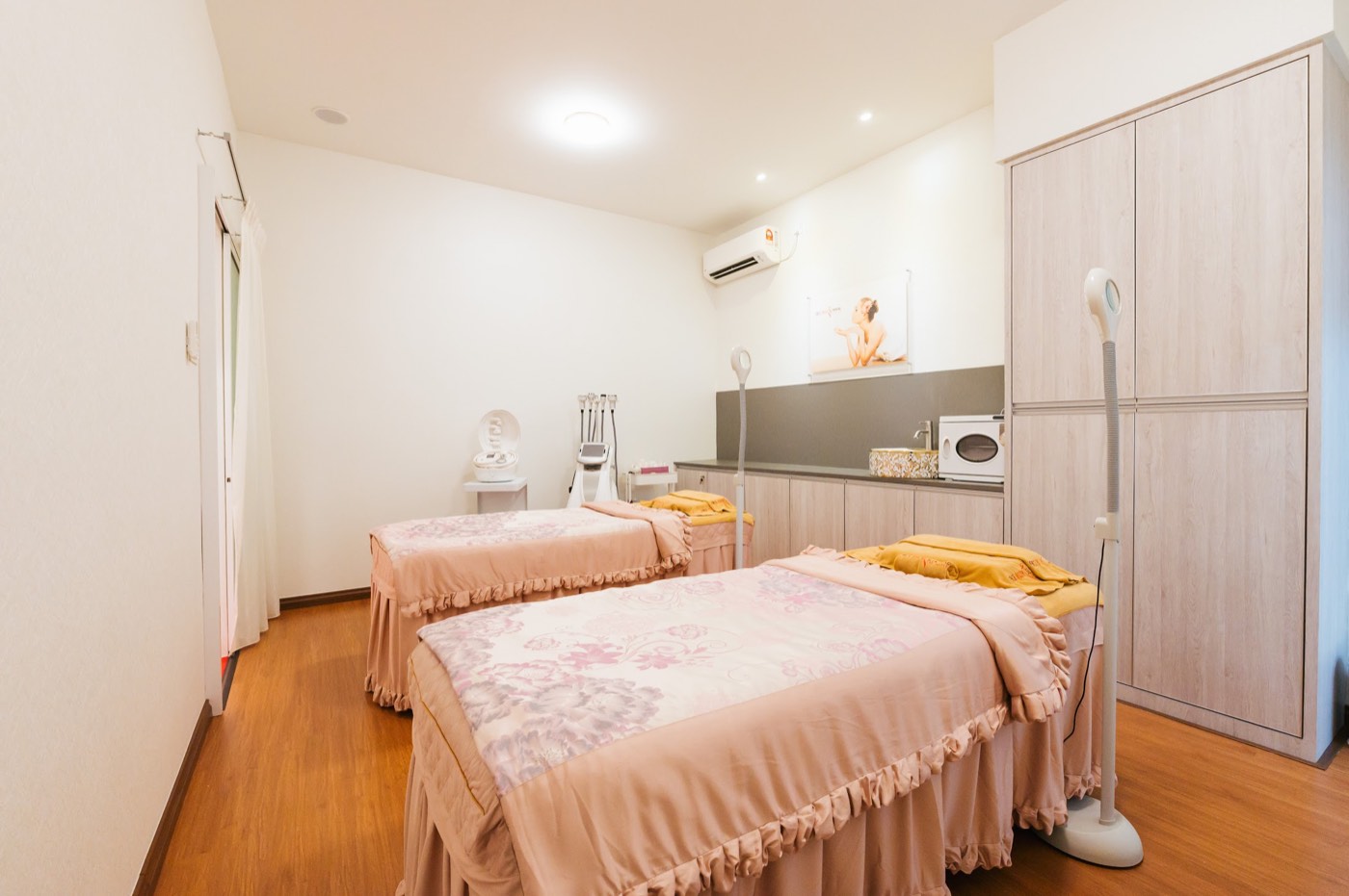 Face Body Slimming Specialist Treatment Room